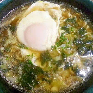 ゆで汁再利用キャベツとたまごのインスタントラーメン